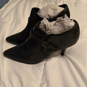 Heel boots